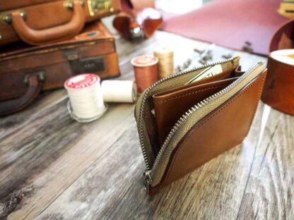 Simple Zipper Wallet