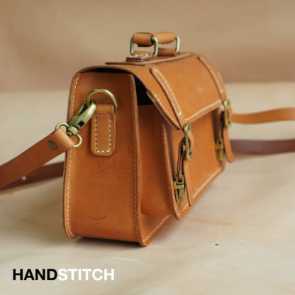 Workshop: Satchel Wide - Image 2