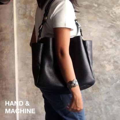 Workshop: Fay's Hobo - Image 2