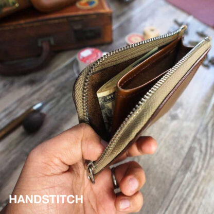 Workshop: Simple Zipper Wallet - Image 2